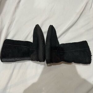 Women’s Ugg boots size 6